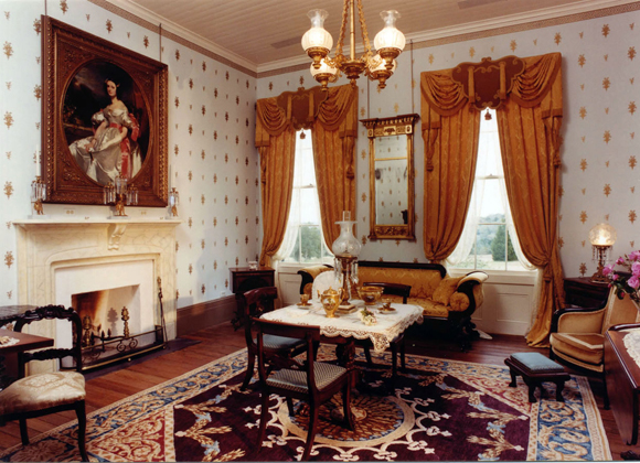 Inge-Stoneham House interior